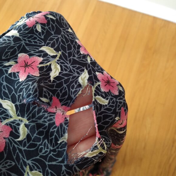 Vintage Girls Prairie Dress Amish Mennonite Handmade 27.25" Chest NEEDS REPAIRS - Picture 15 of 15